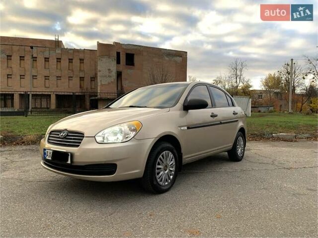 Бежевый Хендай Акцент, объемом двигателя 1.4 л и пробегом 163 тыс. км за 5300 $, фото 1 на Automoto.ua