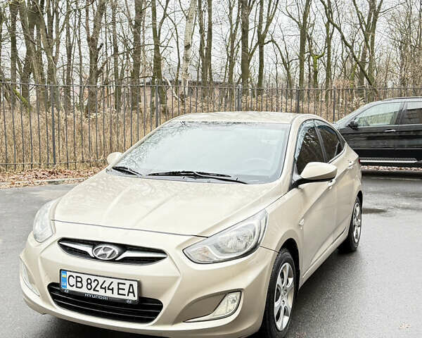 Бежевий Хендай Акцент, об'ємом двигуна 1.6 л та пробігом 197 тис. км за 7350 $, фото 1 на Automoto.ua