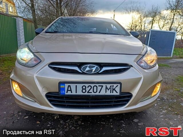 Бежевый Хендай Акцент, объемом двигателя 1.4 л и пробегом 233 тыс. км за 6400 $, фото 1 на Automoto.ua