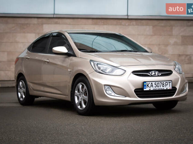 Бежевый Хендай Акцент, объемом двигателя 1.6 л и пробегом 153 тыс. км за 8200 $, фото 1 на Automoto.ua