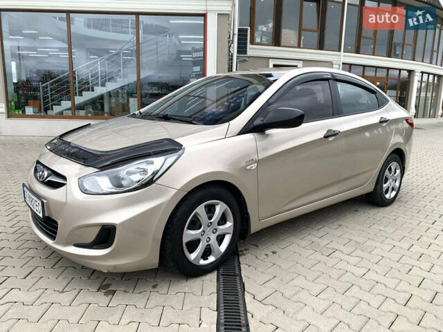 Бежевий Хендай Акцент, об'ємом двигуна 1.4 л та пробігом 160 тис. км за 6250 $, фото 1 на Automoto.ua