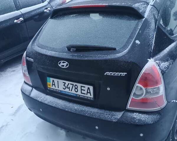 Черный Хендай Акцент, объемом двигателя 1.6 л и пробегом 171 тыс. км за 5250 $, фото 1 на Automoto.ua