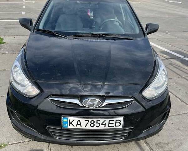 Чорний Хендай Акцент, об'ємом двигуна 1.59 л та пробігом 175 тис. км за 8000 $, фото 1 на Automoto.ua