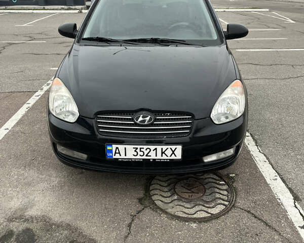 Черный Хендай Акцент, объемом двигателя 1.4 л и пробегом 328 тыс. км за 6700 $, фото 1 на Automoto.ua