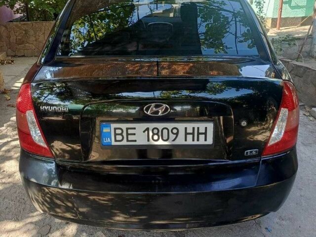 Чорний Хендай Акцент, об'ємом двигуна 1.6 л та пробігом 200 тис. км за 2996 $, фото 1 на Automoto.ua