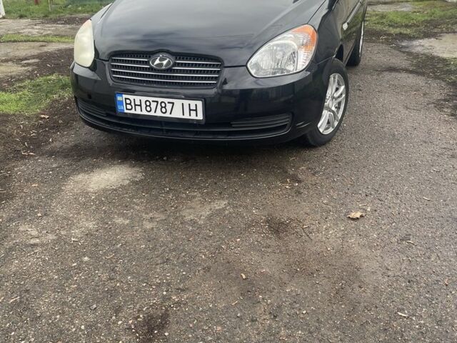 Черный Хендай Акцент, объемом двигателя 1.4 л и пробегом 190 тыс. км за 4600 $, фото 1 на Automoto.ua