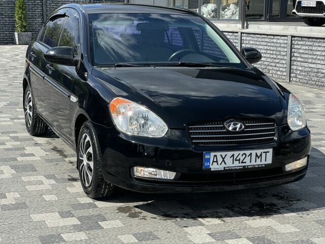 Черный Хендай Акцент, объемом двигателя 1.4 л и пробегом 205 тыс. км за 4999 $, фото 1 на Automoto.ua