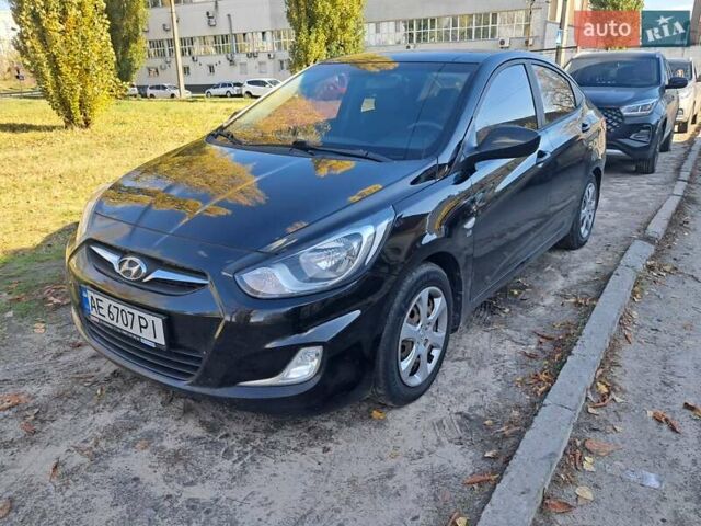 Черный Хендай Акцент, объемом двигателя 1.59 л и пробегом 114 тыс. км за 7150 $, фото 1 на Automoto.ua