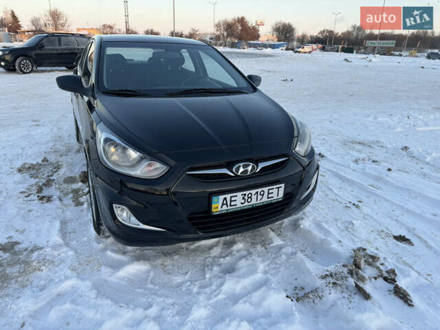 Черный Хендай Акцент, объемом двигателя 1.4 л и пробегом 64 тыс. км за 8500 $, фото 1 на Automoto.ua