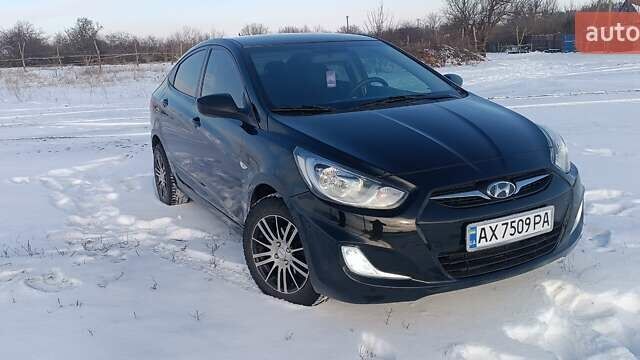 Чорний Хендай Акцент, об'ємом двигуна 1.4 л та пробігом 142 тис. км за 7500 $, фото 1 на Automoto.ua
