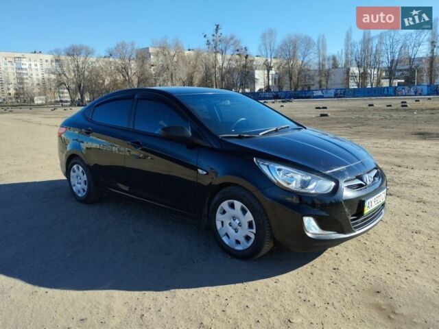 Черный Хендай Акцент, объемом двигателя 1.4 л и пробегом 220 тыс. км за 6500 $, фото 1 на Automoto.ua