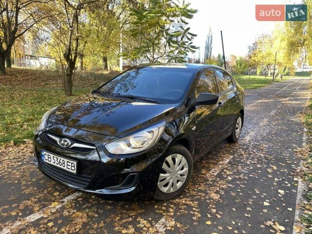 Хендай Акцент 2013 в Чернигове на Automoto.ua Черный Хендай Акцент, объемом двигателя 1.4 л и пробегом 221 тыс. км за 5900 $, фото 1 на Automoto.ua