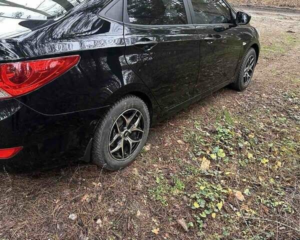 Чорний Хендай Акцент, об'ємом двигуна 1.4 л та пробігом 142 тис. км за 7600 $, фото 1 на Automoto.ua