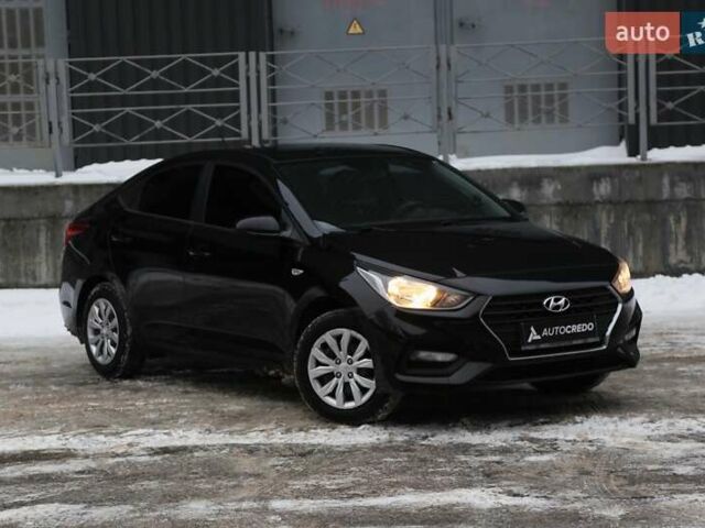 Черный Хендай Акцент, объемом двигателя 1.37 л и пробегом 149 тыс. км за 10900 $, фото 1 на Automoto.ua