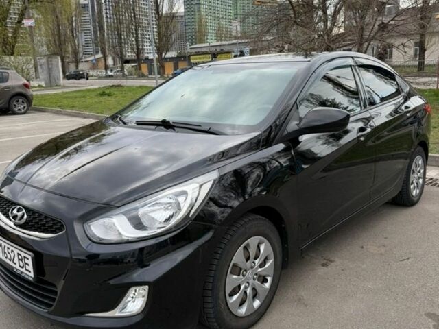 Черный Хендай Акцент, объемом двигателя 1.59 л и пробегом 124 тыс. км за 8700 $, фото 1 на Automoto.ua