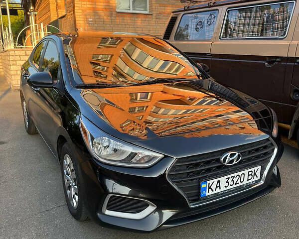 Хендай Акцент 2017 в Киеве на Automoto.ua Черный Хендай Акцент, объемом двигателя 1.59 л и пробегом 115 тыс. км за 9650 $, фото 1 на Automoto.ua