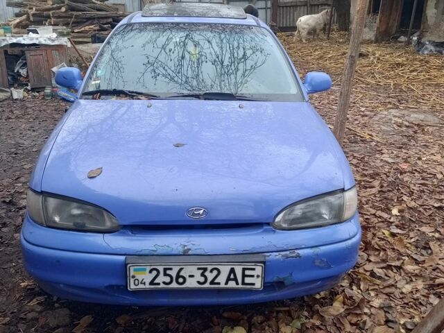 Фиолетовый Хендай Акцент, объемом двигателя 1.5 л и пробегом 350 тыс. км за 1308 $, фото 1 на Automoto.ua