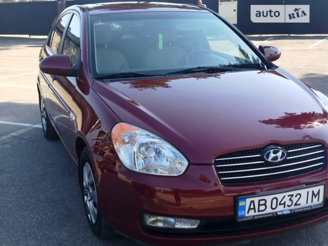 Красный Хендай Акцент, объемом двигателя 1.4 л и пробегом 175 тыс. км за 6100 $, фото 1 на Automoto.ua