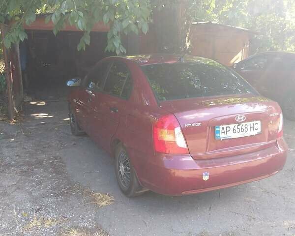 Червоний Хендай Акцент, об'ємом двигуна 1.4 л та пробігом 178 тис. км за 3000 $, фото 1 на Automoto.ua