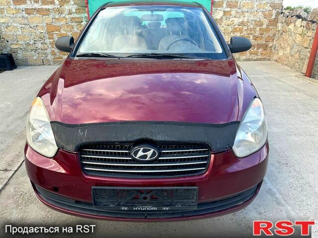 Красный Хендай Акцент, объемом двигателя 1.4 л и пробегом 415 тыс. км за 2800 $, фото 1 на Automoto.ua