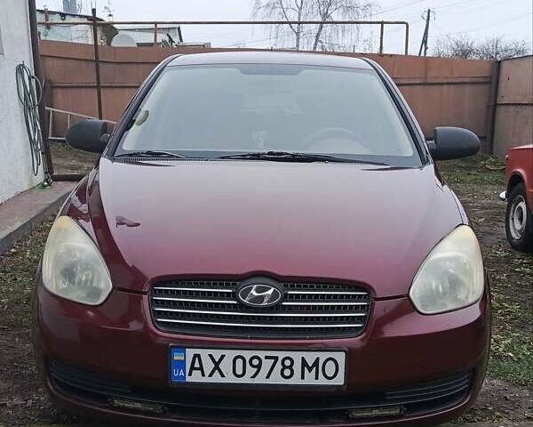 Красный Хендай Акцент, объемом двигателя 1.4 л и пробегом 228 тыс. км за 4700 $, фото 1 на Automoto.ua