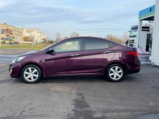 Красный Хендай Акцент, объемом двигателя 1.4 л и пробегом 153 тыс. км за 7200 $, фото 1 на Automoto.ua