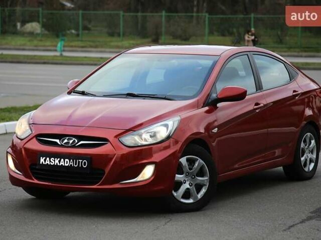 Червоний Хендай Акцент, об'ємом двигуна 1.4 л та пробігом 161 тис. км за 6500 $, фото 1 на Automoto.ua