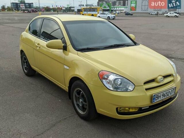 Жовтий Хендай Акцент, об'ємом двигуна 1.6 л та пробігом 149 тис. км за 4700 $, фото 1 на Automoto.ua