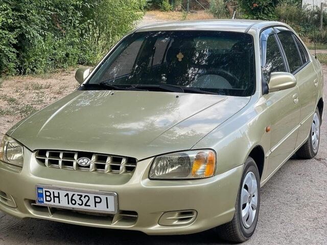 Жовтий Хендай Акцент, об'ємом двигуна 1.3 л та пробігом 328 тис. км за 2500 $, фото 1 на Automoto.ua