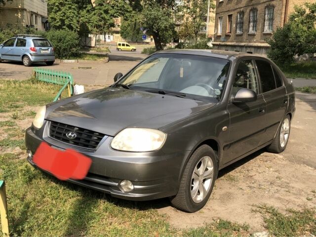 Сірий Хендай Акцент, об'ємом двигуна 1.3 л та пробігом 280 тис. км за 1156 $, фото 1 на Automoto.ua