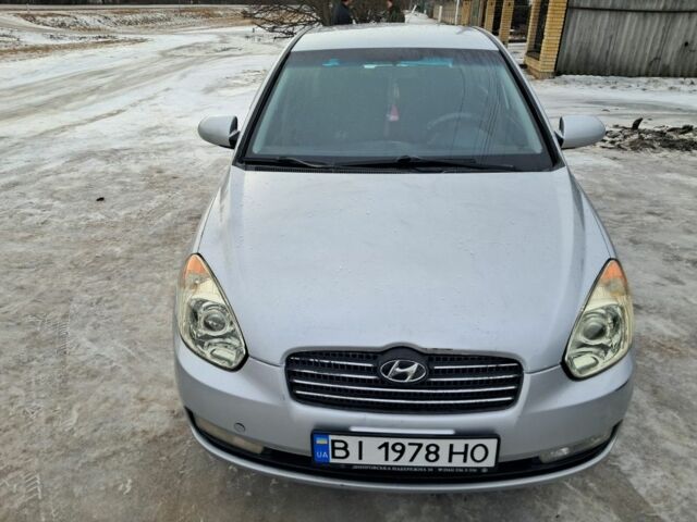 Сірий Хендай Акцент, об'ємом двигуна 1.4 л та пробігом 208 тис. км за 3900 $, фото 1 на Automoto.ua