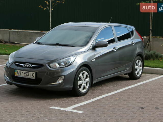 Хендай Акцент 2012 в Киеве на Automoto.ua Серый Хендай Акцент, объемом двигателя 1.4 л и пробегом 45 тыс. км за 6300 $, фото 1 на Automoto.ua