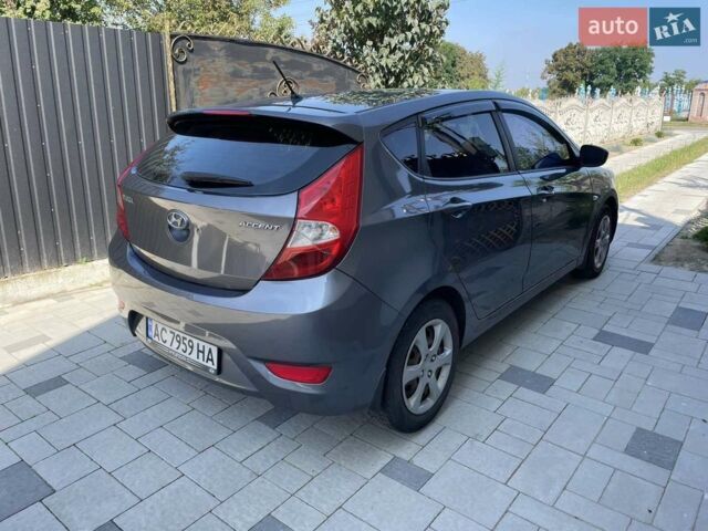 Сірий Хендай Акцент, об'ємом двигуна 1.4 л та пробігом 275 тис. км за 6350 $, фото 1 на Automoto.ua