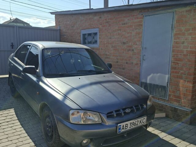 Сірий Хендай Акцент, об'ємом двигуна 1.4 л та пробігом 248 тис. км за 2100 $, фото 1 на Automoto.ua