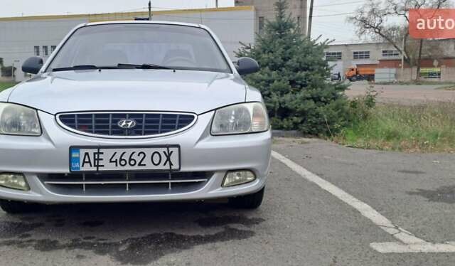 Сірий Хендай Акцент, об'ємом двигуна 1.5 л та пробігом 287 тис. км за 3500 $, фото 1 на Automoto.ua