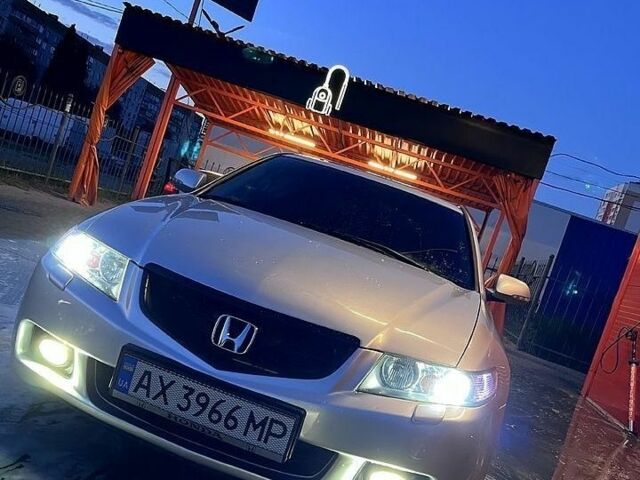 Серый Хендай Акцент, объемом двигателя 0 л и пробегом 269 тыс. км за 3500 $, фото 1 на Automoto.ua