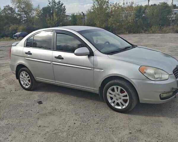 Хендай Акцент 2007 в Днепре (Днепропетровске) на Automoto.ua Серый Хендай Акцент, объемом двигателя 1.4 л и пробегом 250 тыс. км за 4300 $, фото 1 на Automoto.ua