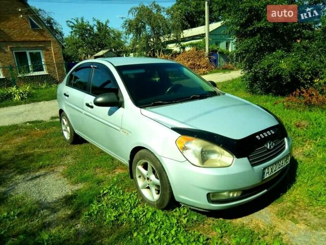 Сірий Хендай Акцент, об'ємом двигуна 1.49 л та пробігом 218 тис. км за 4300 $, фото 1 на Automoto.ua