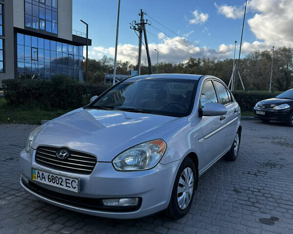 Хендай Акцент 2007 у Івано-Франківську на Automoto.ua Сірий Хендай Акцент, об'ємом двигуна 1.6 л та пробігом 301 тис. км за 3500 $, фото 1 на Automoto.ua