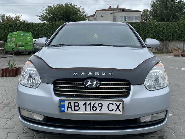 Сірий Хендай Акцент, об'ємом двигуна 1.4 л та пробігом 165 тис. км за 4900 $, фото 1 на Automoto.ua