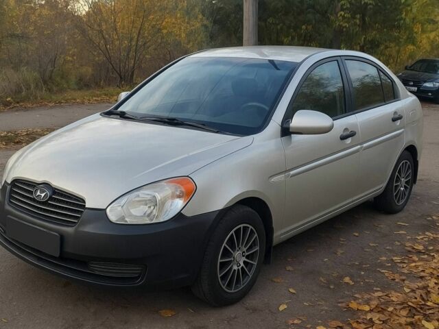 Сірий Хендай Акцент, об'ємом двигуна 0 л та пробігом 217 тис. км за 4500 $, фото 1 на Automoto.ua