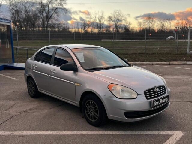 Серый Хендай Акцент, объемом двигателя 0 л и пробегом 169 тыс. км за 2700 $, фото 1 на Automoto.ua