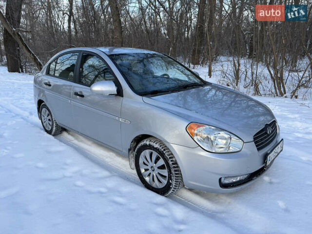 Серый Хендай Акцент, объемом двигателя 1.4 л и пробегом 317 тыс. км за 3850 $, фото 1 на Automoto.ua