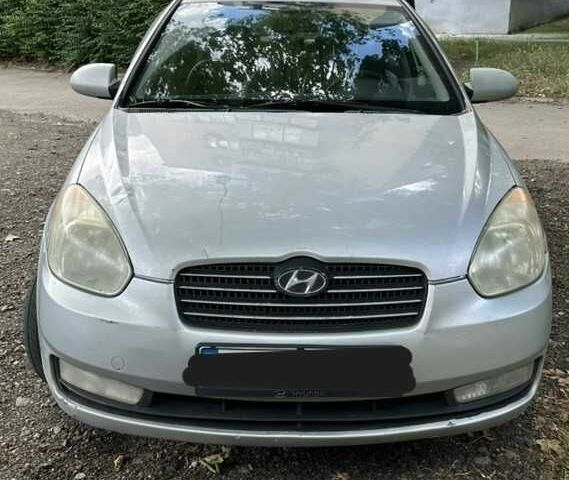Сірий Хендай Акцент, об'ємом двигуна 1.49 л та пробігом 333 тис. км за 4300 $, фото 1 на Automoto.ua