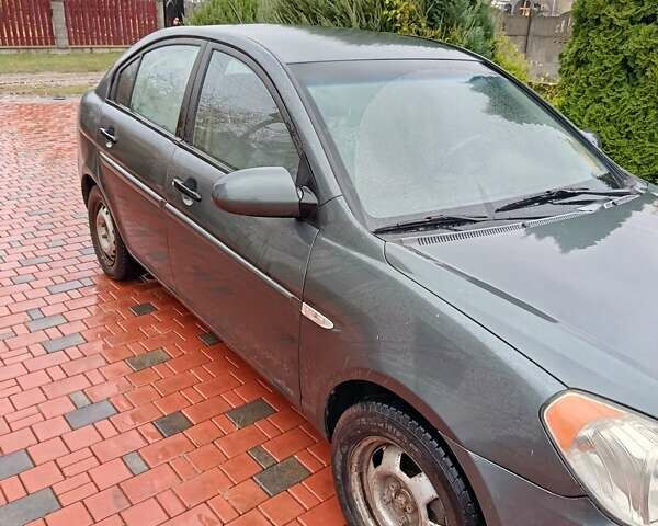 Сірий Хендай Акцент, об'ємом двигуна 0 л та пробігом 165 тис. км за 3800 $, фото 1 на Automoto.ua