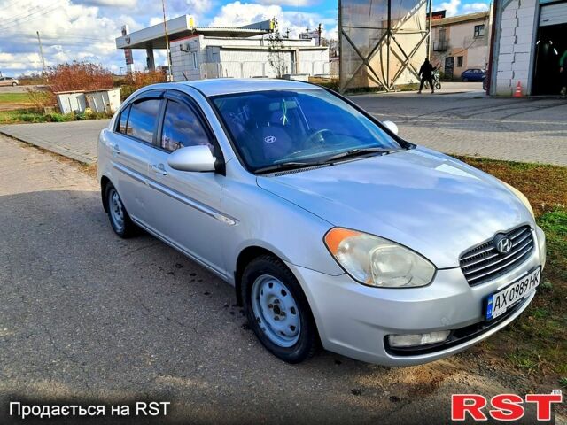 Серый Хендай Акцент, объемом двигателя 1.6 л и пробегом 224 тыс. км за 5300 $, фото 1 на Automoto.ua