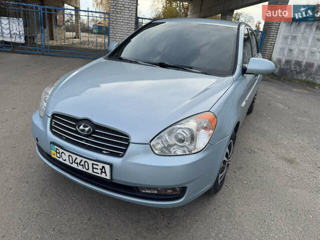 Сірий Хендай Акцент, об'ємом двигуна 1.5 л та пробігом 196 тис. км за 4300 $, фото 1 на Automoto.ua