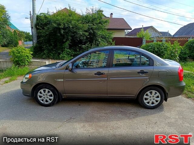 Серый Хендай Акцент, объемом двигателя 1.4 л и пробегом 84 тыс. км за 5800 $, фото 1 на Automoto.ua