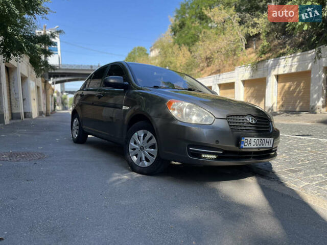 Серый Хендай Акцент, объемом двигателя 1.4 л и пробегом 163 тыс. км за 6199 $, фото 1 на Automoto.ua