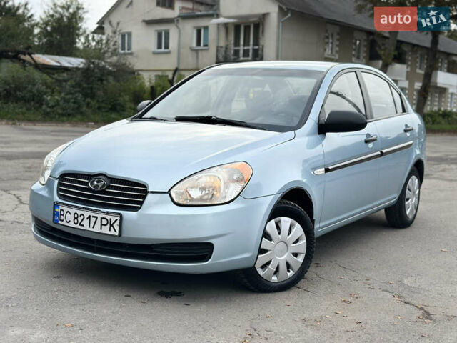 Сірий Хендай Акцент, об'ємом двигуна 1.4 л та пробігом 125 тис. км за 4399 $, фото 1 на Automoto.ua